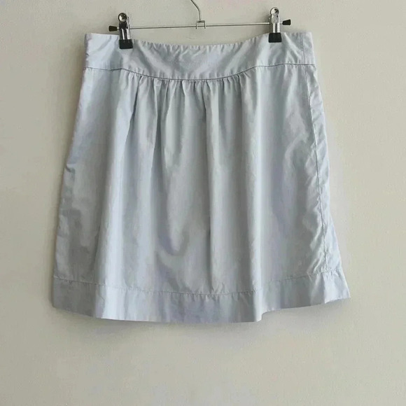 J. Crew Light Grey A-Line Mini Stretch Skirt, Size 6 - Picture 2 of 16